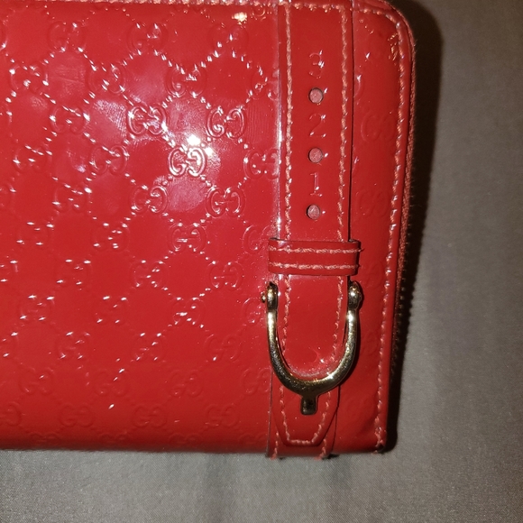 Micro Gg Pattern Patent Wallet - Picture 5 of 9